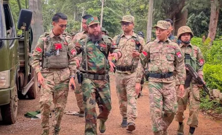 同盟軍無(wú)視中方?；鹨?，投靠新大哥，威脅切斷中緬貿(mào)易線(xiàn)